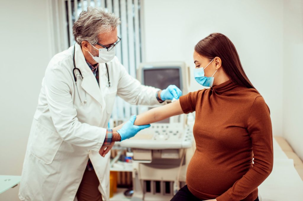 Bund passt Impfempfehlung für Schwangere an