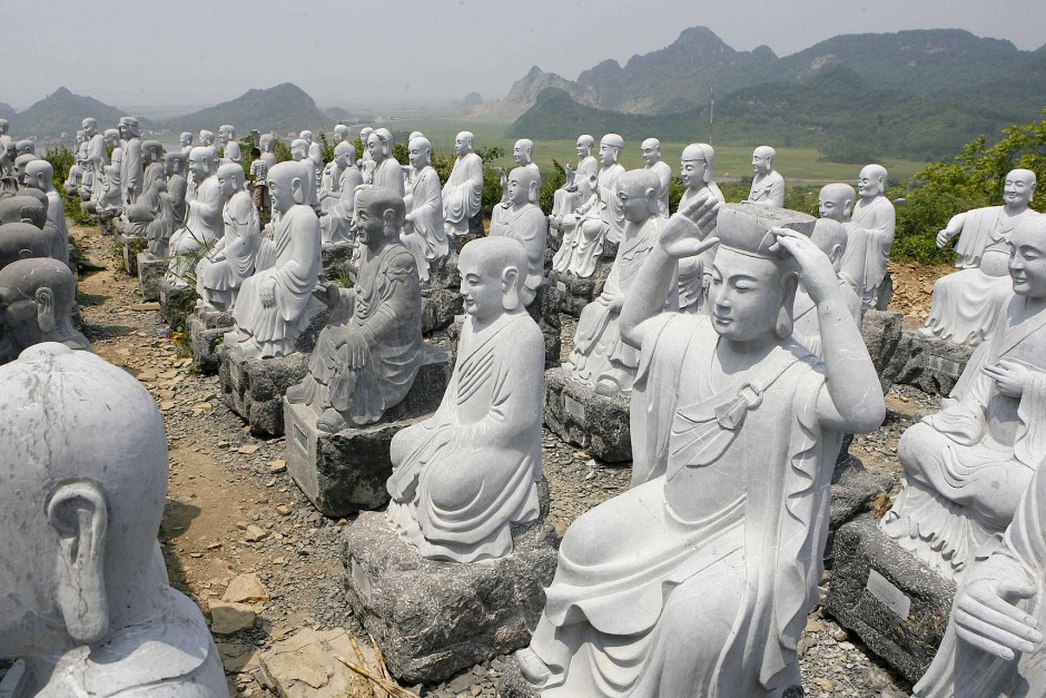 Warum Buddha-Statuen die Gartenzwerge verdrängen