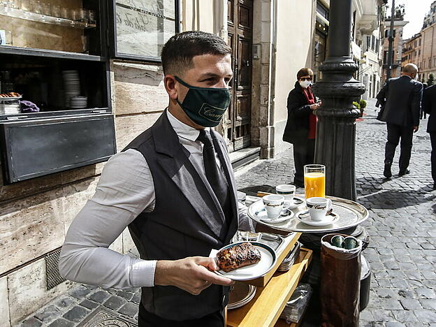 Italiens Bars und Restaurants fehlt es an Personal
