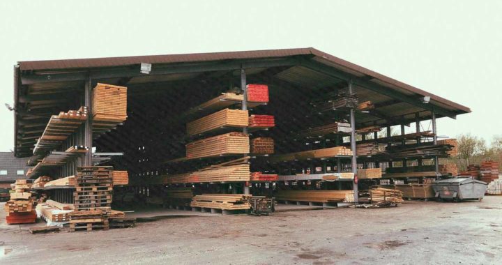 Leere Lager wegen grosser Nachfrage nach Holz