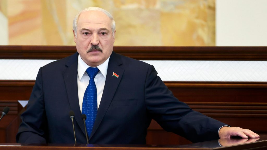 Lukaschenko erschwert Ausreise aus Belarus erneut
