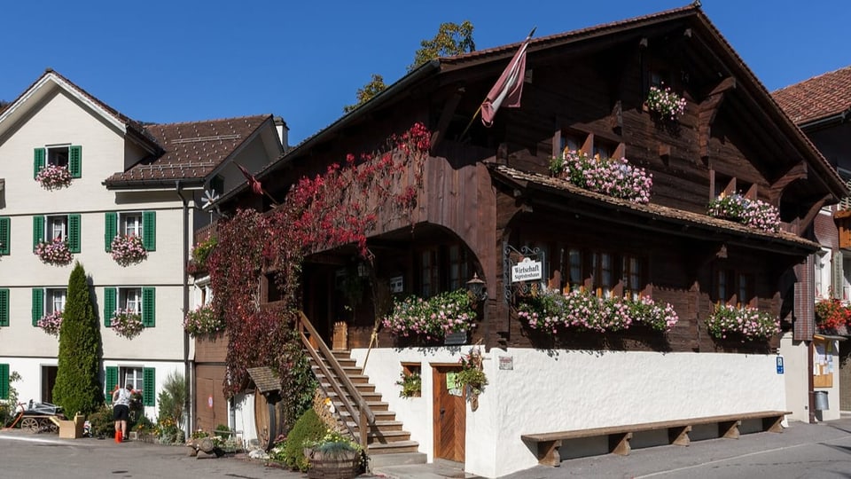 Shows für 2500 Gäste: So kämpft ein Schwyzer Dorf für seine Beiz