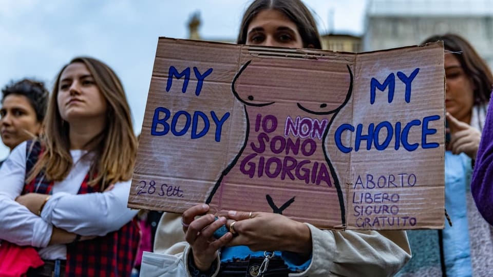 Italienerinnen werden bei Abtreibungen landesweit diskriminiert