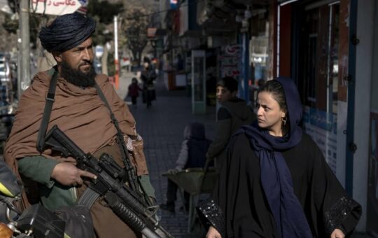 Wie reagiert die Schweiz auf den Beschluss der Taliban?